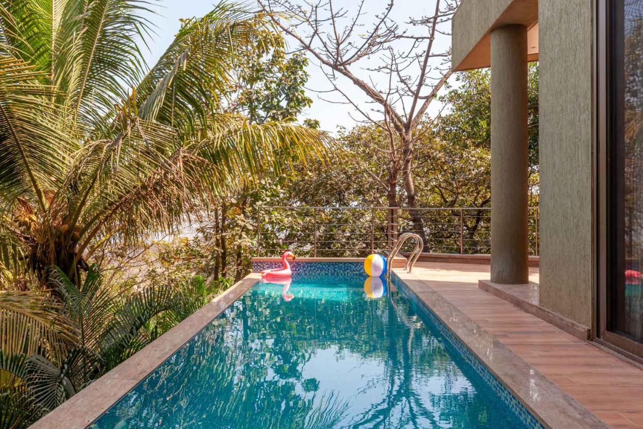 The Blue Horizon By Stayvista - Featuring A Beach-View Villa With A Swimming Pool, Indoor Games, And A Relaxing Balcony آليباغ المظهر الخارجي الصورة